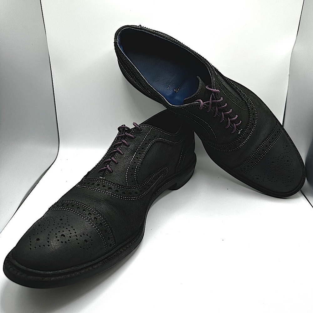 Allen Edmonds Strandmok Cap-toe Oxford with Dainite Rubber Sole- Blk Waxed Suede
